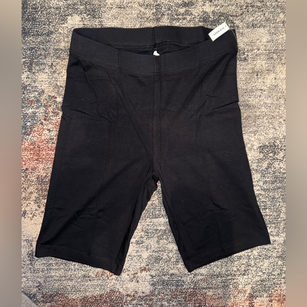Old Navy 10 Inch High Waisted Black Biker Shorts - NWT